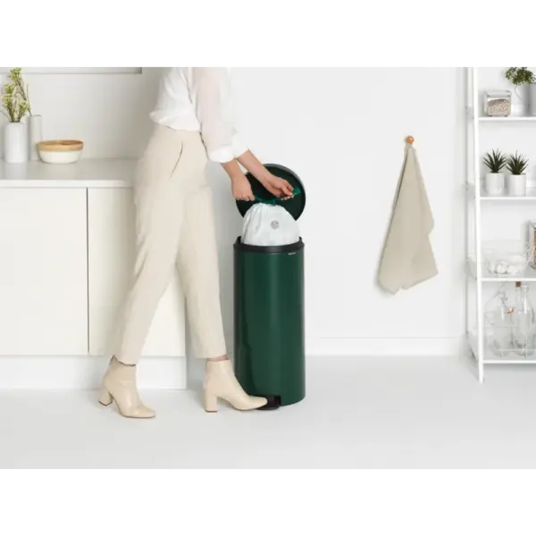 Poubelle 30L Brabantia Pine Green | Design & Grande capacité – Image 2